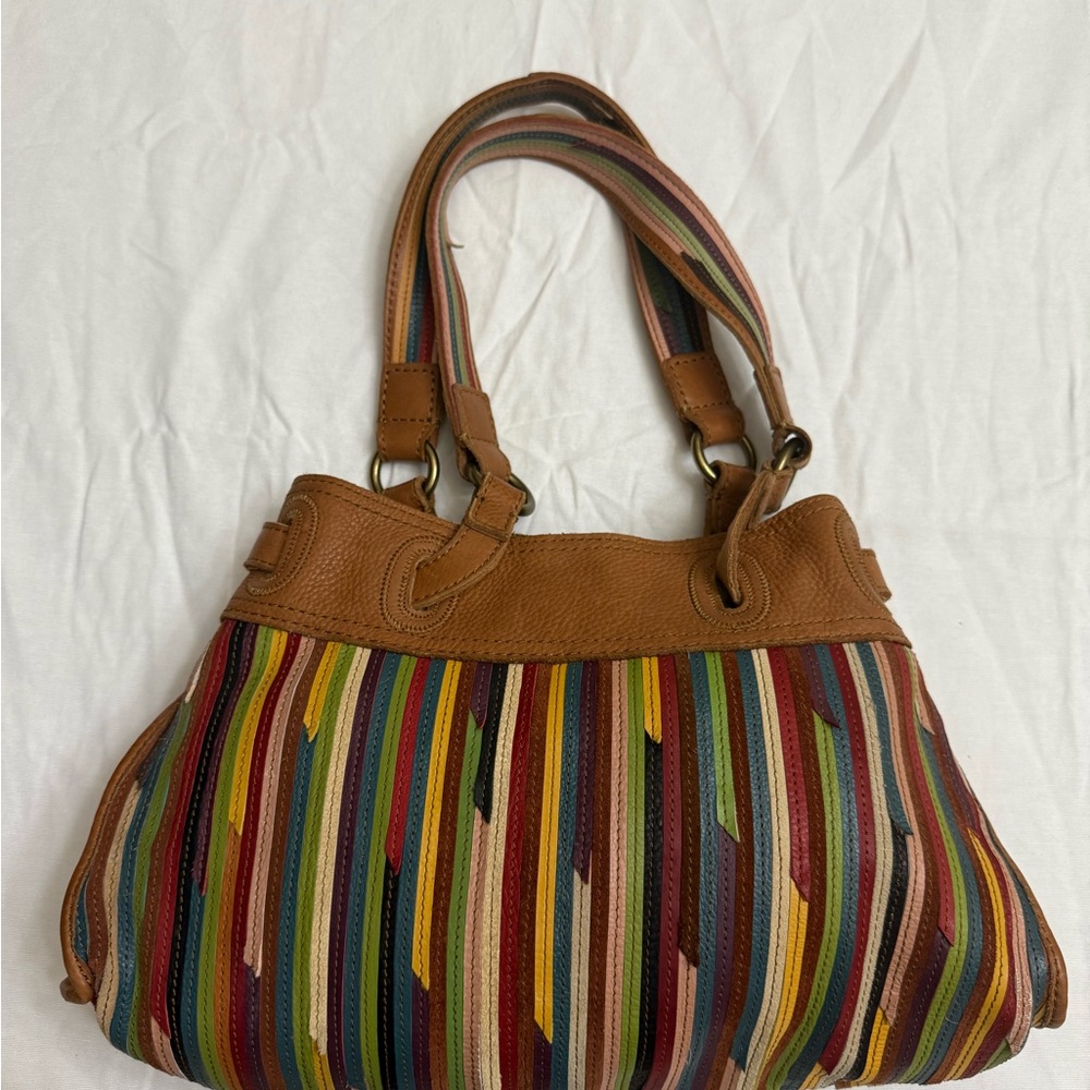 NWT 100% Genuine Leather Lucky Brand Shoulder Bag with Leather Accents - Picture 15 of 16